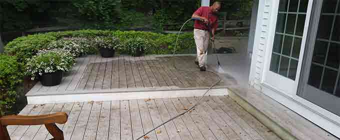 deck cleaning, mold, mildew removal  power washing
